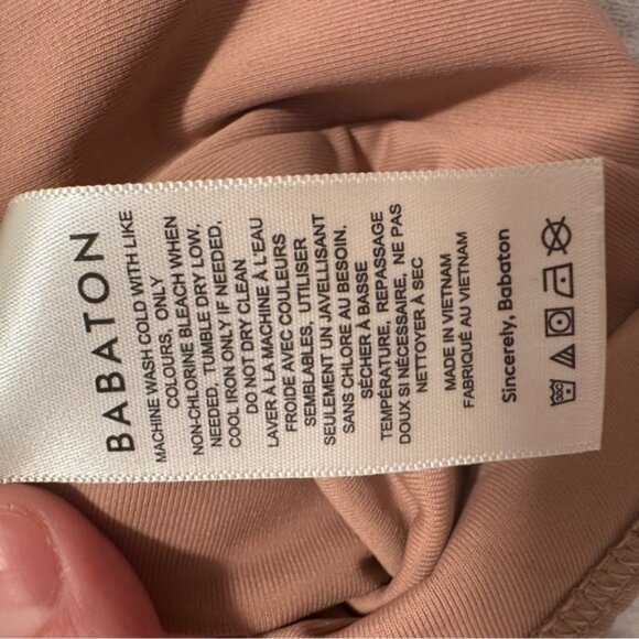 Aritzia Babaton Camel Long Sleeve Bodysuit Size Medium Women’s - Picture 8 of 8